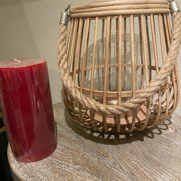 Lantern style Candle holder - Picture 6 of 7